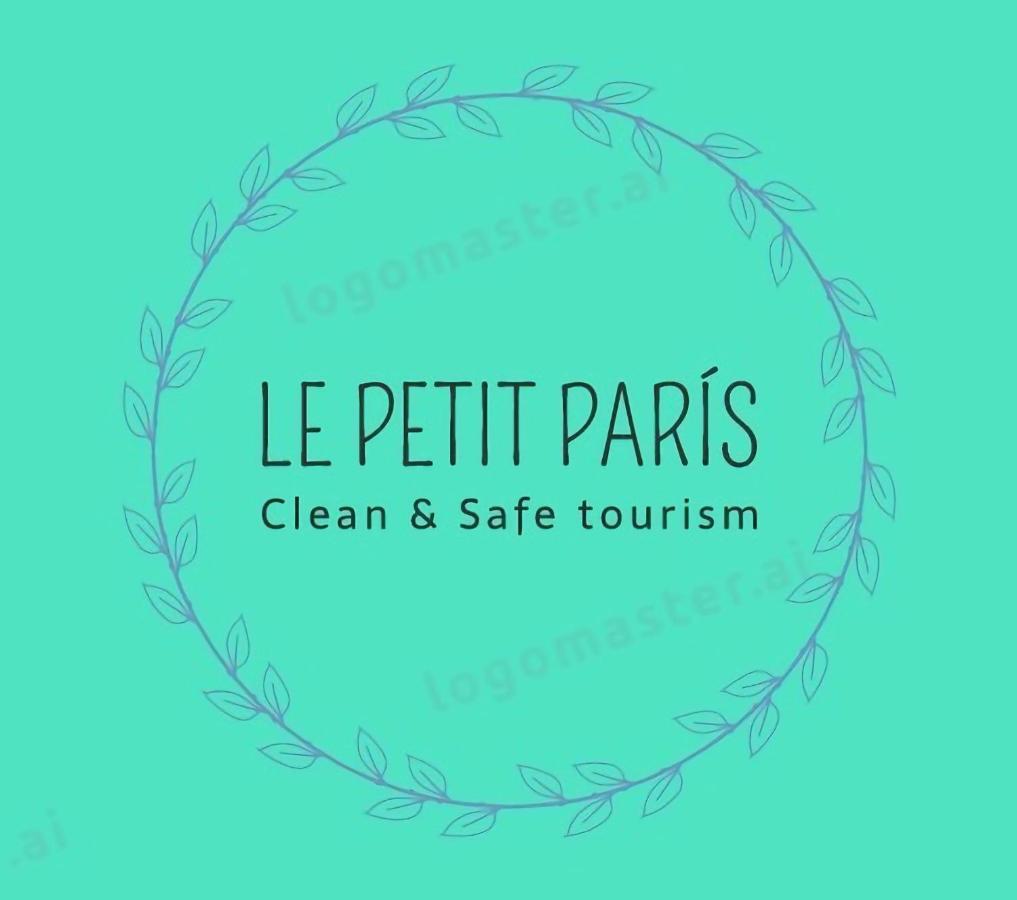Le Petit Paris Sevilha Exterior foto